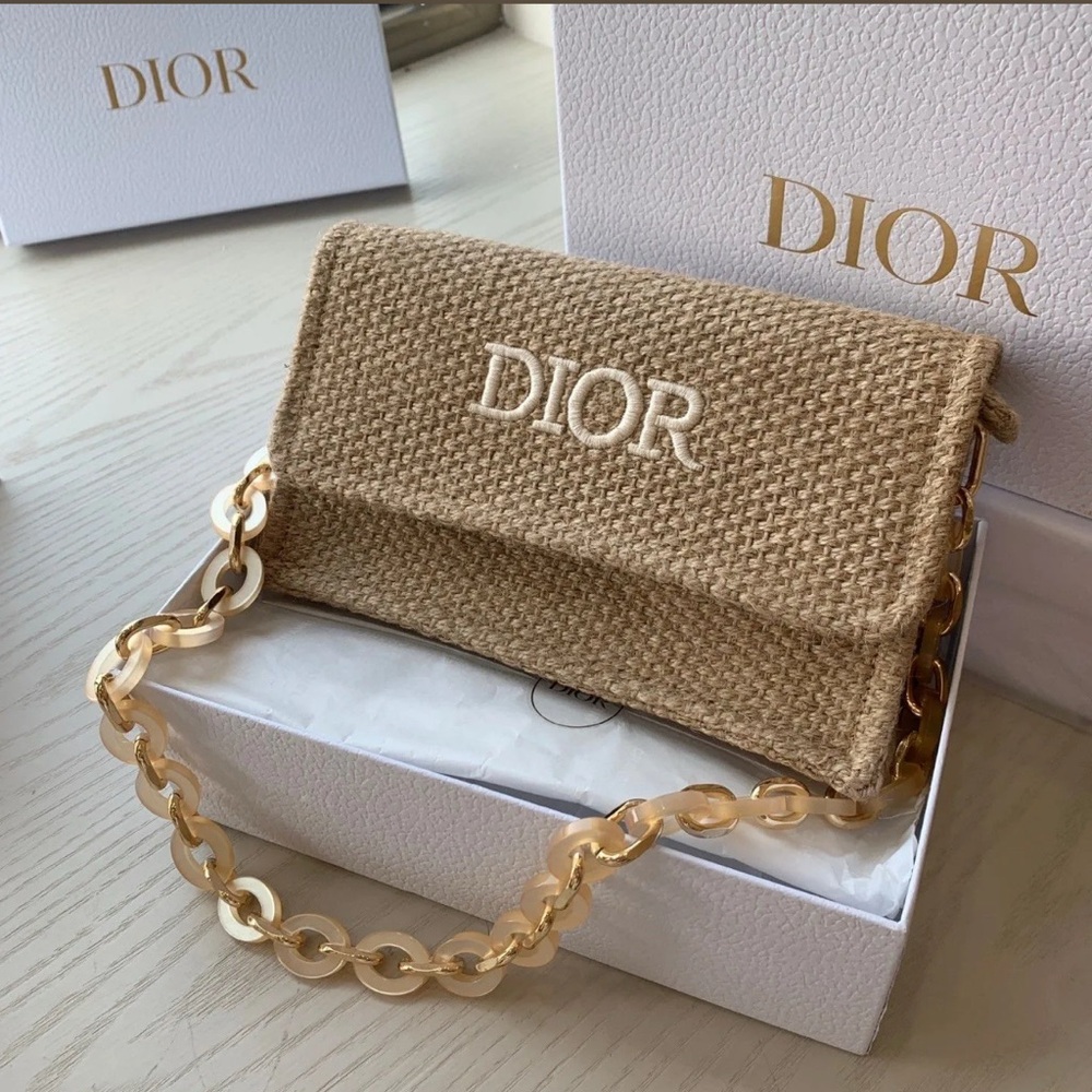 New in Box Dior Tan Heavy Hemp/Raffia GWP Shoulder Bag— Absolutely Stunning! - Picture 9 of 9
